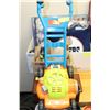 Image 1 : CHILDREN'S TOY LAWN MOWER