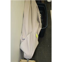 LARGE PATIO UMBRELLA