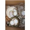 Image 1 : BOX OF MISC GLASSWARE & DISHWARE