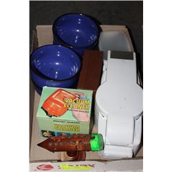 KITCHEN FLAT W/ BONZAI CHOPPER, HANDHELD VACUUM