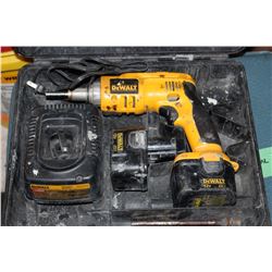 DEWALT 12V CORDLESS IMPACT WITH BATTERY & CHARGER
