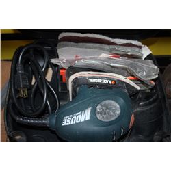 B&D MOUSE SANDER/POLISHER IN CASE