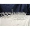 Image 2 : LOT 20 VINTAGE ETCHED CORDIAL LIQUEUR GLASSES