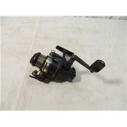 DAIWA LONG CASTING OPEN FACE SPINNING REEL