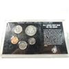 Image 2 : APOLLO 11 5 COIN COMMEMORATIVE SET IN CASE