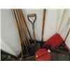 Image 2 : YARD TOOLS LOT RAKES SHOVELS PAINT POLE MORE