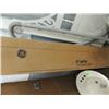 Image 1 : 30 BULB CASE FLUORESCENT BULBS 48"