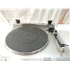 Image 2 : PIONEER AUTO RETURN STEREO TURNTABLE