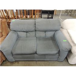 NICE BLUE LOVESEAT LOVE SEAT COUCH SOFA