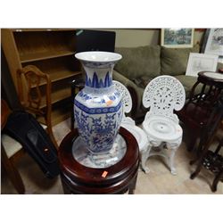 ORIENTAL VASE - 2