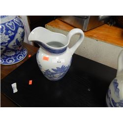 ORIENTAL PORCELEIN JUG - 2