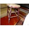 Image 2 : VINTAGE MILKING STOOL