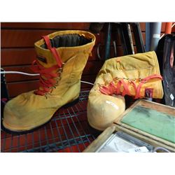 LARGE ARCTIC BOOTS