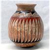 Image 1 : Mata Ortiz Stylized Feather Jar by Luis Ortiz