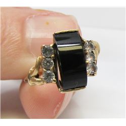 Vintage 10 Kt Yellow Gold Onyx & White Topaz Fashion Ring - Size 5 1/2