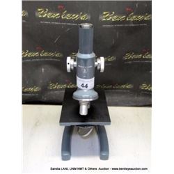 BAUSCH & LOMB ST MICROSCOPE