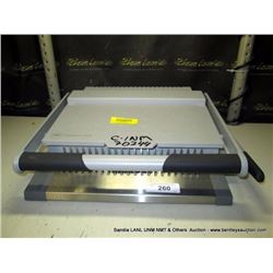 GBC COMB BIND C300, BINDER (print sequence:) 70244