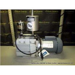 LH D4B TRIVAC VACUUM PUMP (print sequence:) 70246