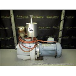 LH D4B TRIVAC VACUUM PUMP (print sequence:) 70246