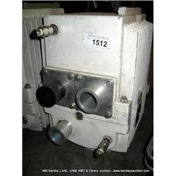 LH TRIVAC S60AC VACUUM PUMP