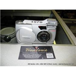 OLYMPUS D510 ZOOM DIGITAL CAMERA (print sequence:) 46416