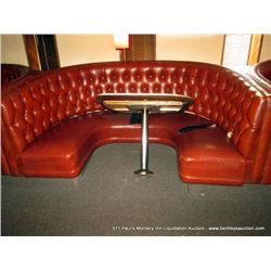 ROUND BOOTH W/ TABLE