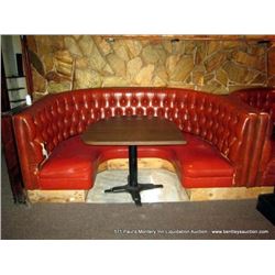 ROUND BOOTH W/ TABLE