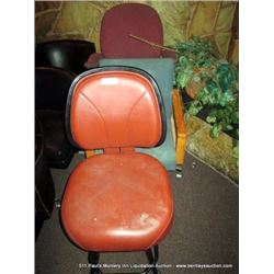 LOT: OFFICE CHAIRS 3X MONEY