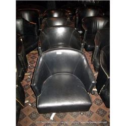 LOT: ROUND BLACK DINING CHAIRS 4X MONEY