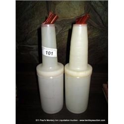 LOT: CARLISLE PLASTIC BOTTLES 2X MONEY