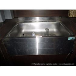 STAINLESS STEEL SINK