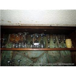 LOT: WINE GLASSES 17X MONEY