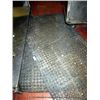 Image 1 : LOT: RUBBER KITCHEN MATS 5X MONEY