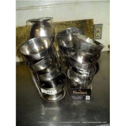 LOT: STAINLESS BOWLS 16X MONEY