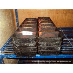 LOT: BAKING PANS 8X MONEY