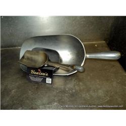 LOT: ICE SCOOPS 3X MONEY