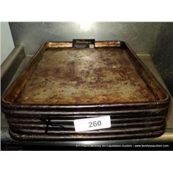 LOT: BAKING PANS 7X MONEY