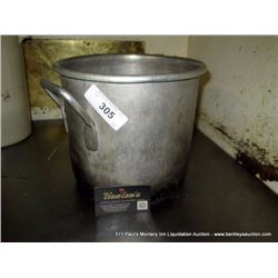 COOKING POT