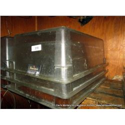 LOT: PLASTIC BINS 3X MONEY