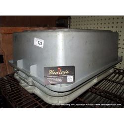 LOT: PLASTIC BINS 3X MONEY