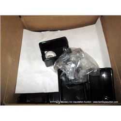 BOX: CONDIMENT HOLDERS 15X MONEY