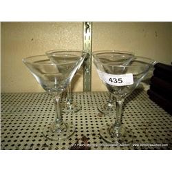 LOT: MARTINI GLASSES 4X MONEY