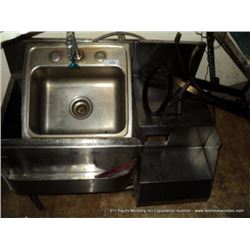 STAINLESS SINK