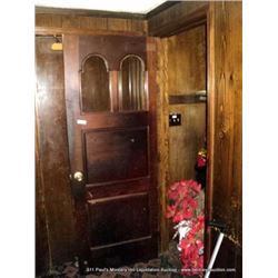 INDOOR WOOD DOOR