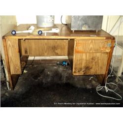 WOOD DESK