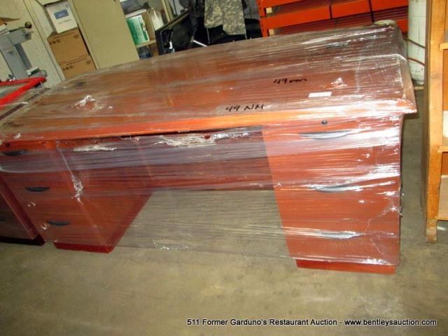 6-DRAWER COMPUTER DESK