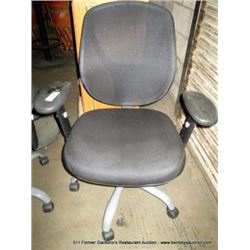 BLACK ARCADIA MESH OFFICE CHAIR