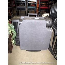 VEHICLE FOLDING BUCKET SEAT