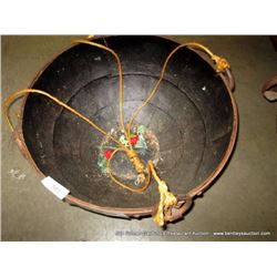 24" METAL HANGING FLOWER POT