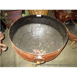 26" METAL HANGING FLOWER POT